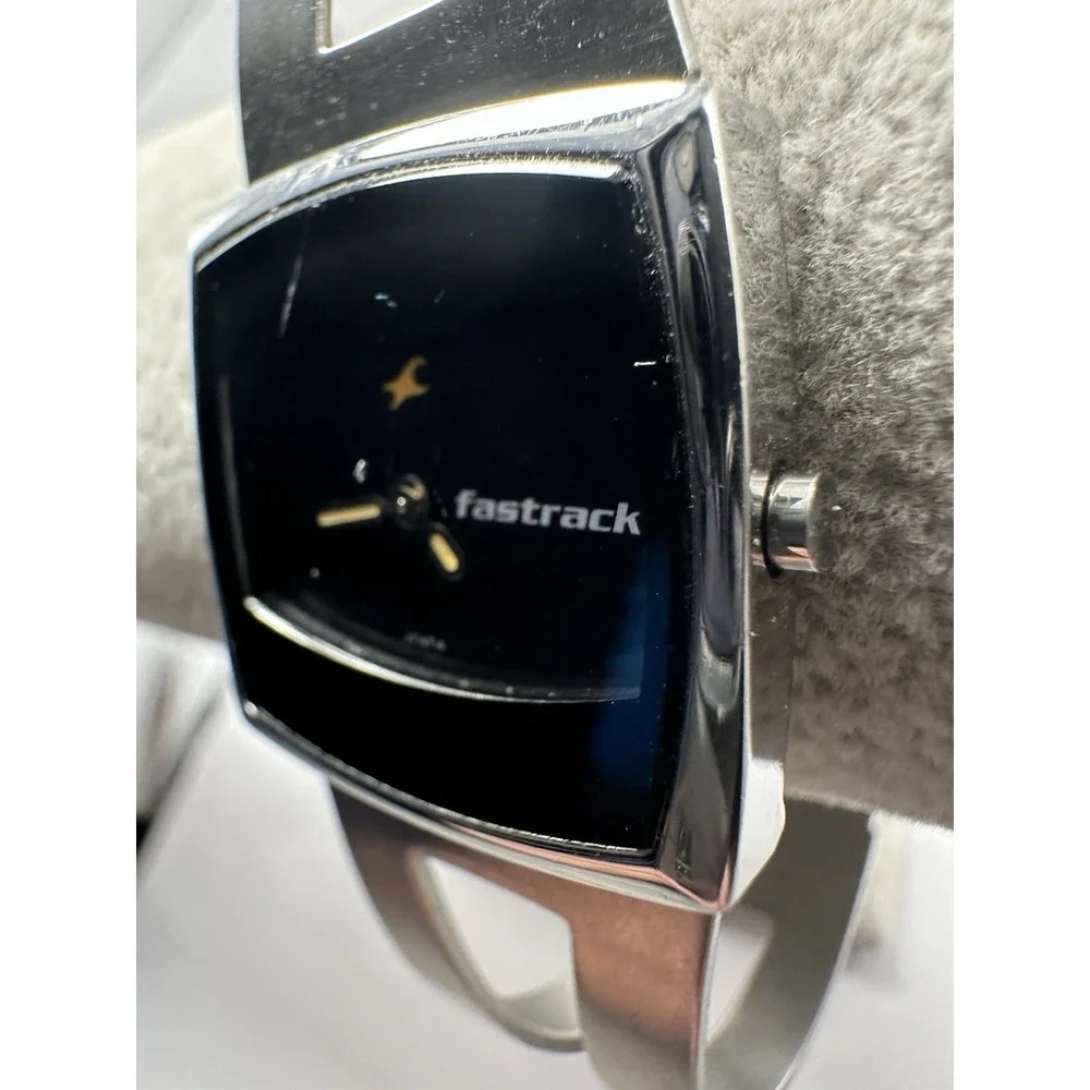 Fastrack Ladies Watch‎ J747A 2392SAB New Battery 26MM 6.25